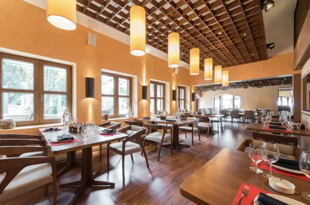 Tata Letak Restoran Nyaman